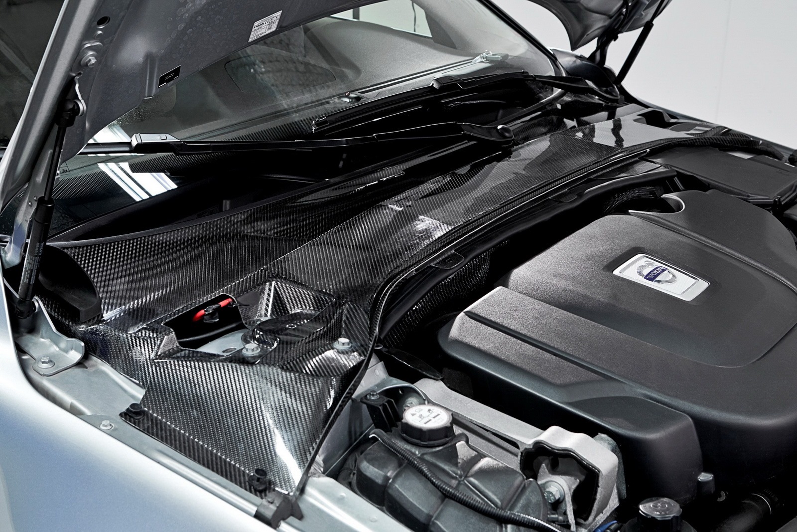[Body-Panel-Battery-2%255B2%255D.jpg]