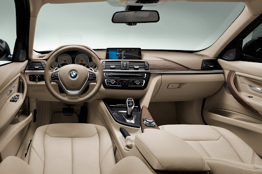 2013-BMW-3-Series-18.jpg