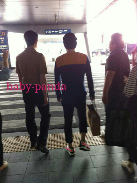 Seung Ri - Incheon Airport - 26may2013 - 10.jpg