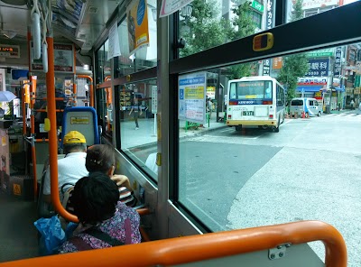 笹塚へ向かうバス