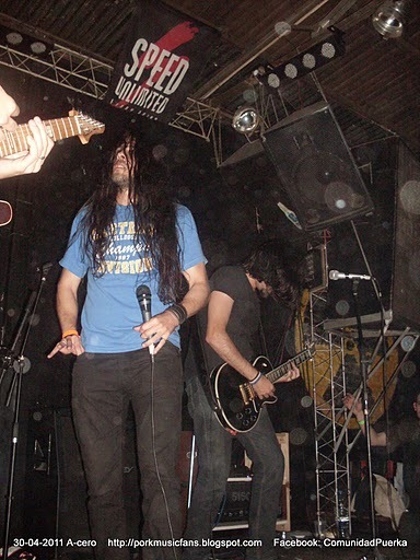 [A-cero%252030-04-2011%2520Show%2520%252832%2529%255B2%255D.jpg]