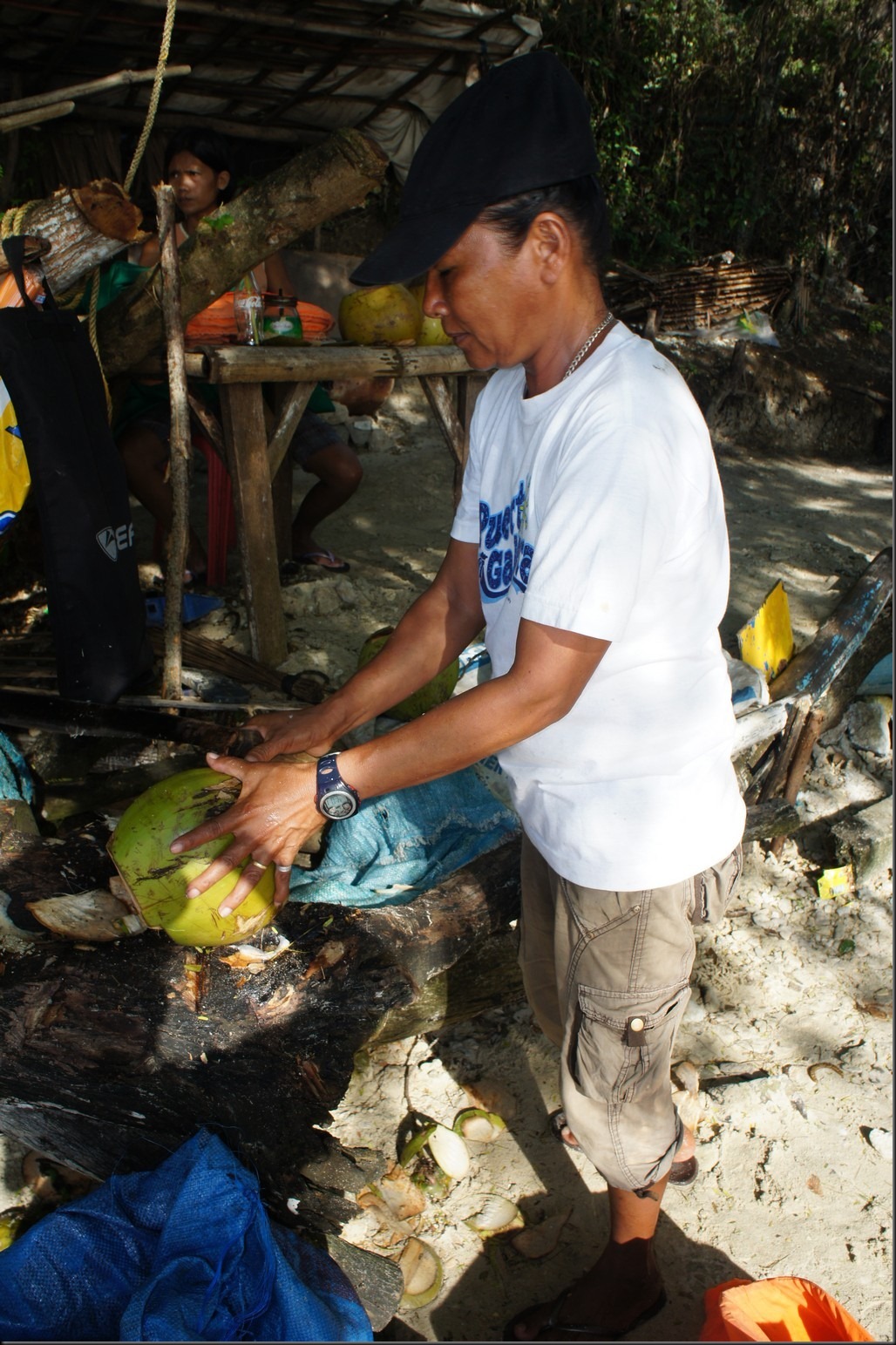 beach-puerto-galera-10