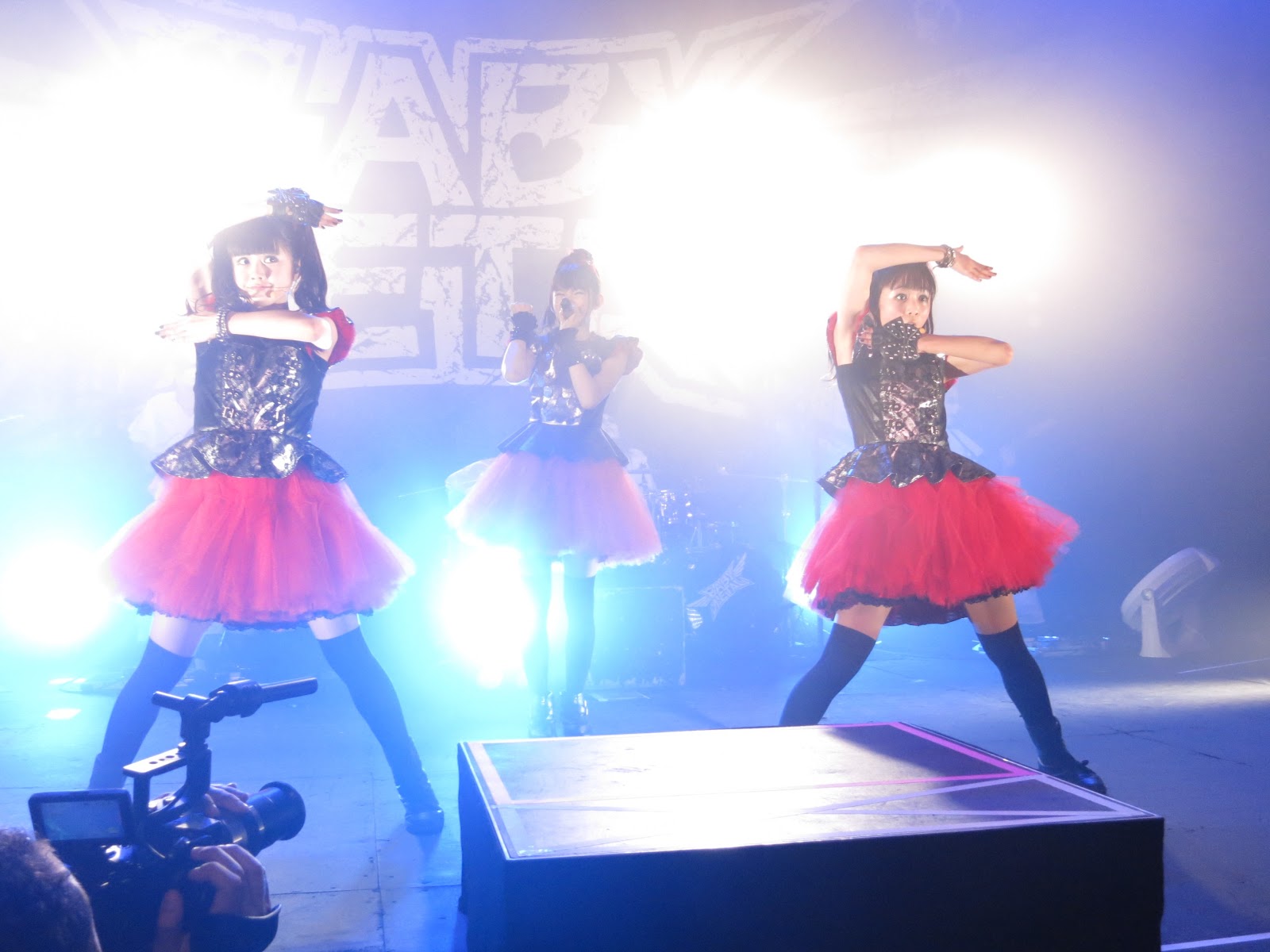 [babymetal_15_by_iancinerate-d7slcx4%255B3%255D.jpg]