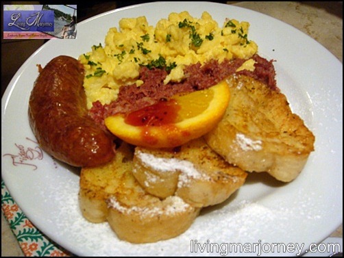 Figaro Breakfast Meals: French Toast Combo