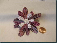 Kanzashi with three types of petals