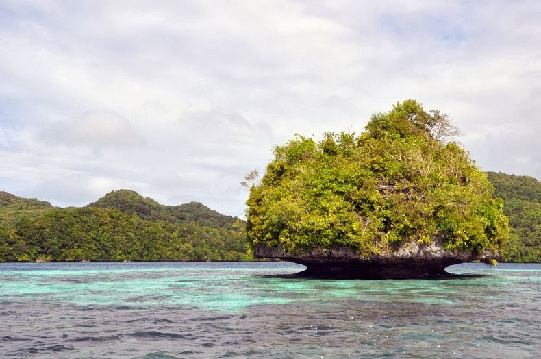rock-islands-palau-15 rock-islands-palau-15