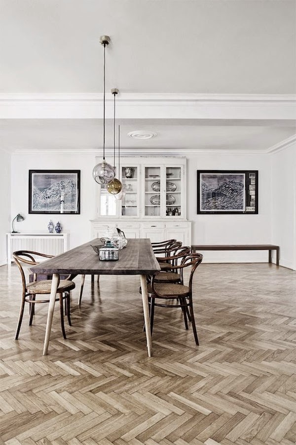 [67e39acfb764cb4af9c6059f93034d2c7.jpg]