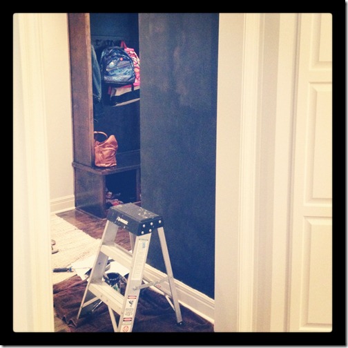 how to paint a chalkboard wall