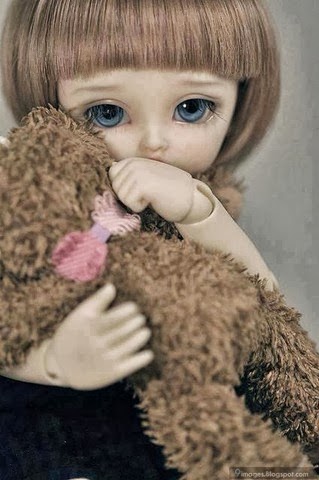 [Sad-doll-girl-alone-cute-with-teddy-hug%255B5%255D.jpg]