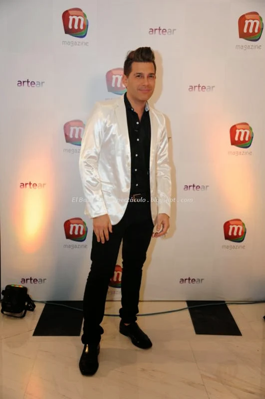 Premios Moda 2.png
