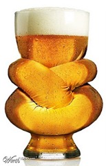 Cerveja hidrata o corpo Cerveja hidrata o corpo