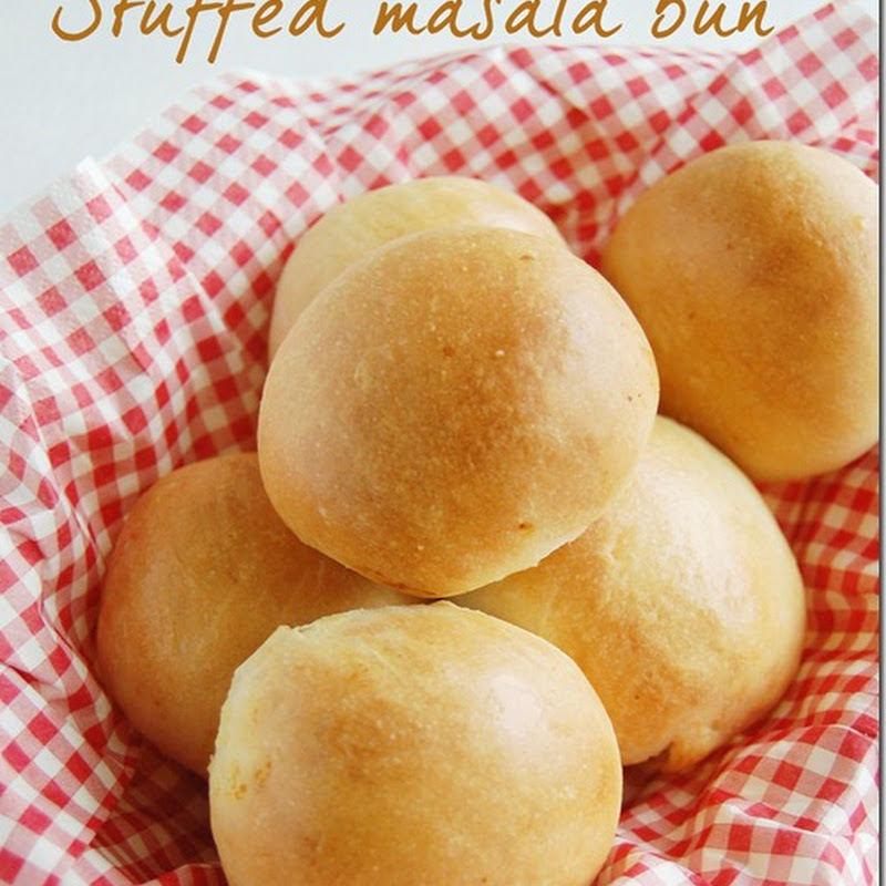 Stuffed masala bun
