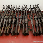 Dans un dépôt d’armes à Kinshasa. Radio Okapi/ Ph. John Bompengo