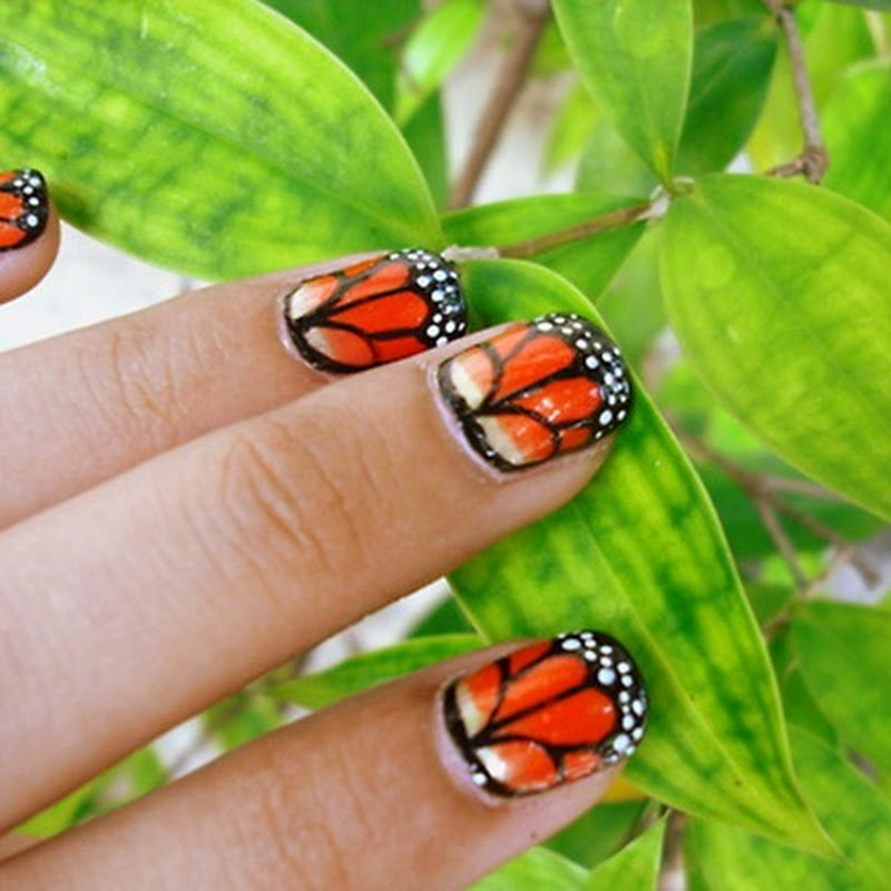 Σχέδια νυχιών με πεταλούδες   #2