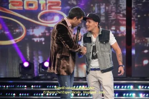 Tinelli saluda a Alexander.jpg