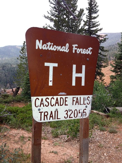 cascade falls sign (1 of 1)