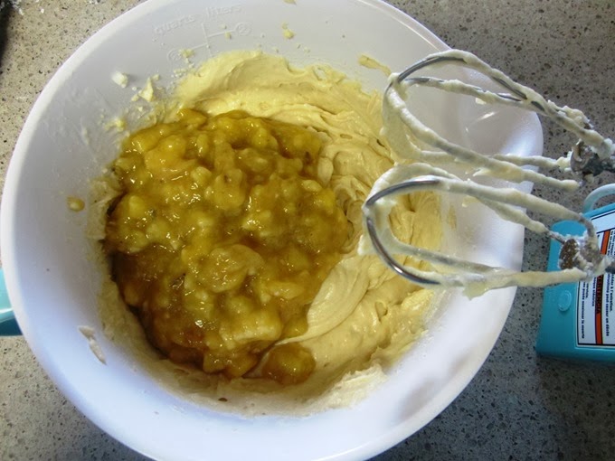 [banana%2520cupcakes%2520%252827%2529%255B2%255D.jpg]