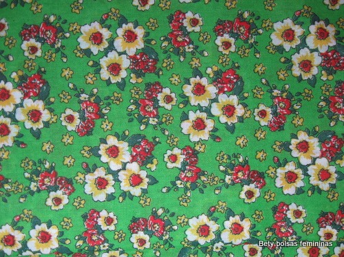TE15-tecido-estampa-floral-medio-verde