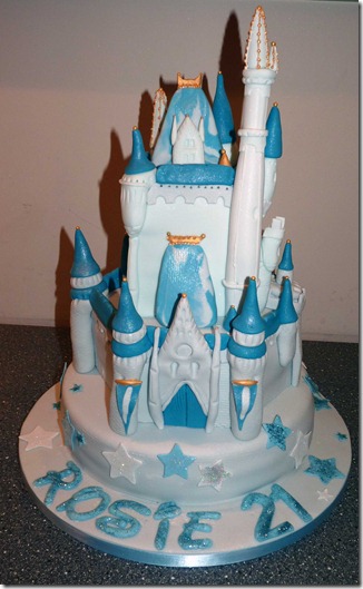 disney-castle-cake