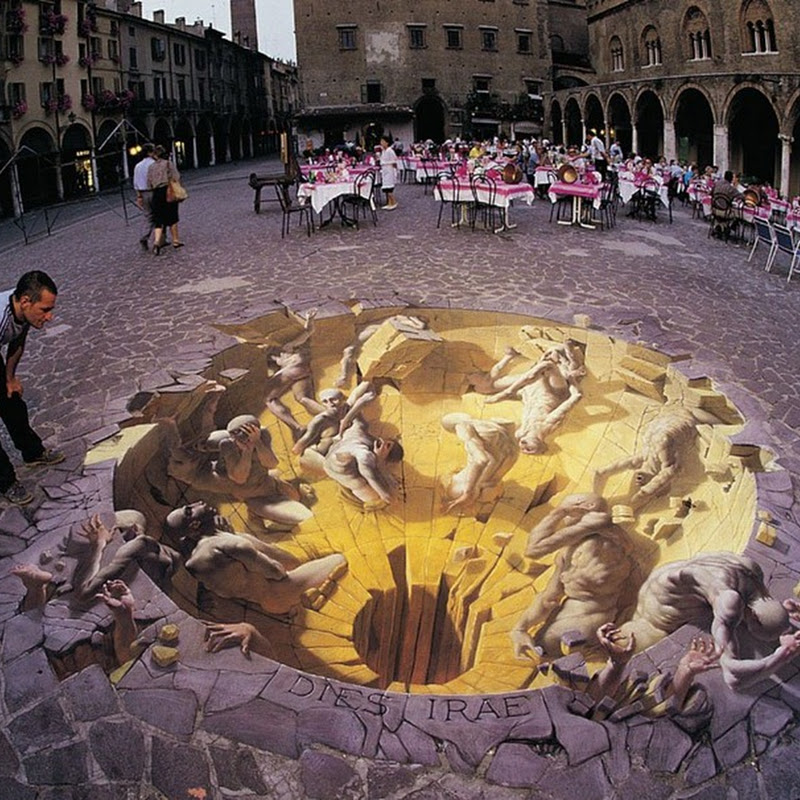 Kurt Wenner, the Artist Who Invented 3D Street Art Amusing
