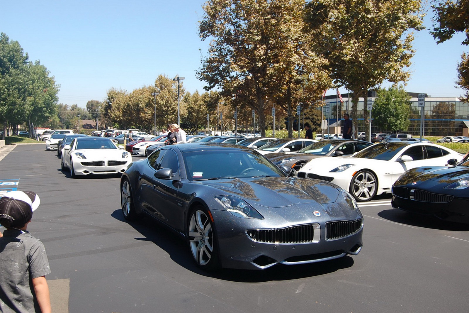 [Fisker-Karma-Gathering-6%255B2%255D.jpg]