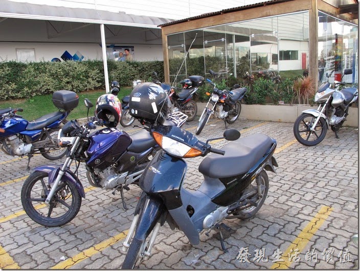 巴西-摩托車鉤子
