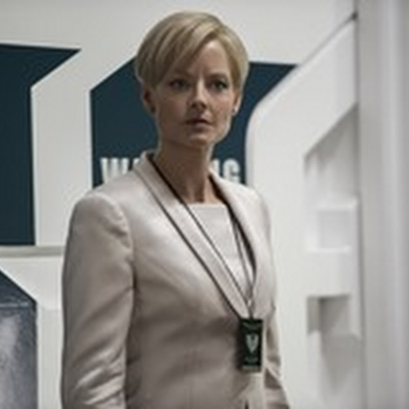 Jodie Foster Protects "Elysium" from Earth Invaders