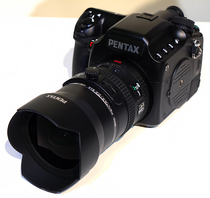 HD PENTAX D FA 645 MACRO 90mm F2.8 ED AW SR - Photokina 