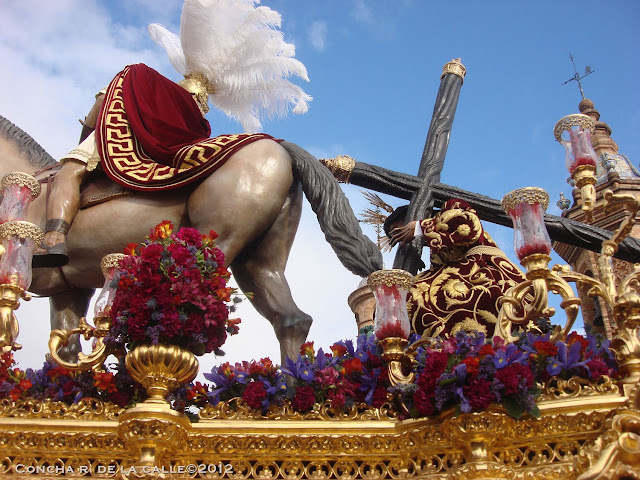 La Esperanza de Triana en la Capilla del Carmen 2012 (37).JPG