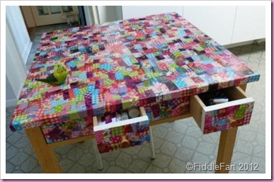 Decopatch Table.