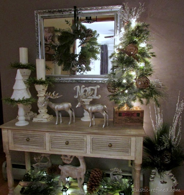 [Decorating%2520a%2520small%2520entryway%2520for%2520christmas%255B3%255D.jpg]