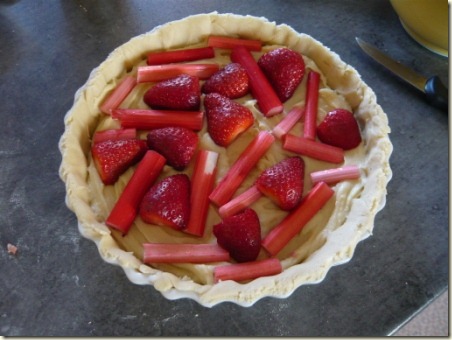 rhubarb and strawberry tart1