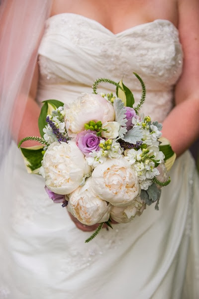 NH wedding flowers peony bouquet