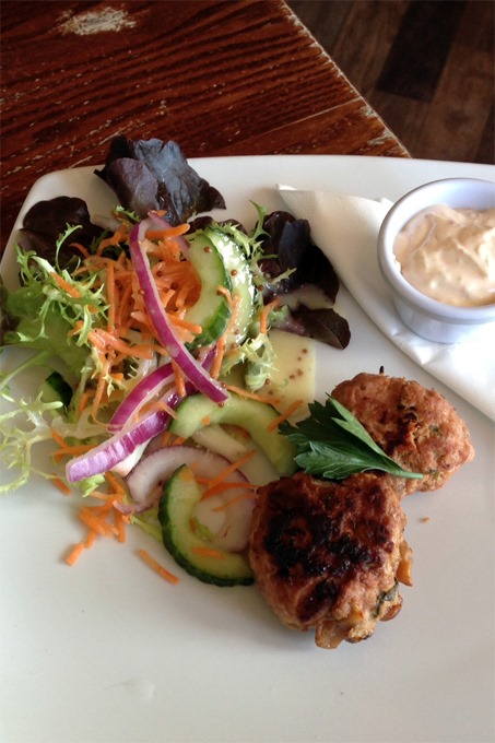 [Pork-%2526-Prawn-Cakes-2%255B2%255D.jpg]