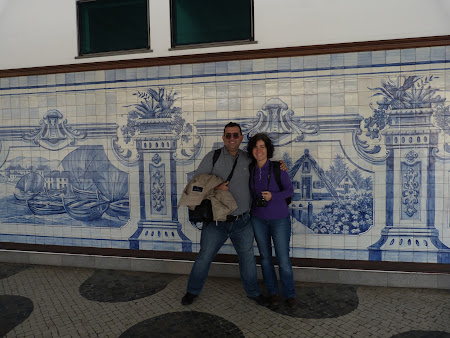 Imagini Funchal: azulejos in aeroport