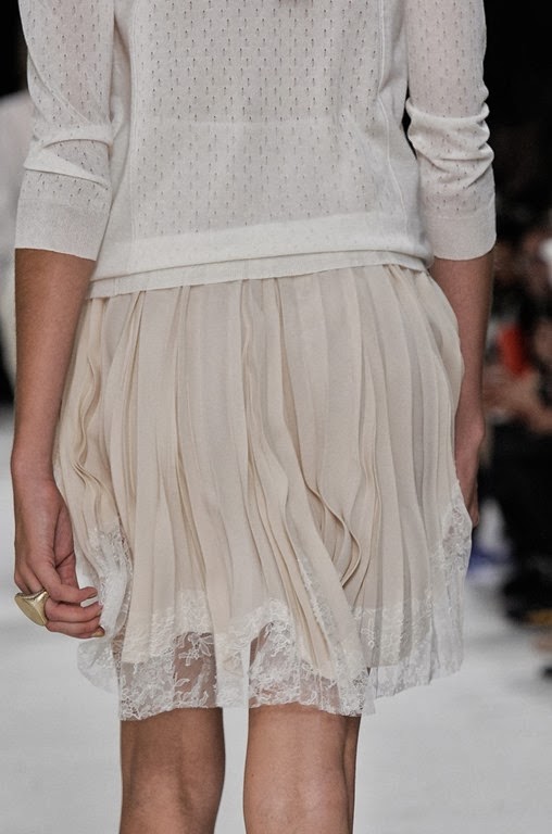 [Nina%252BRicci%252BSpring%252B2014%252BDetails%252BAUjzTT5rcXix%255B4%255D.jpg]