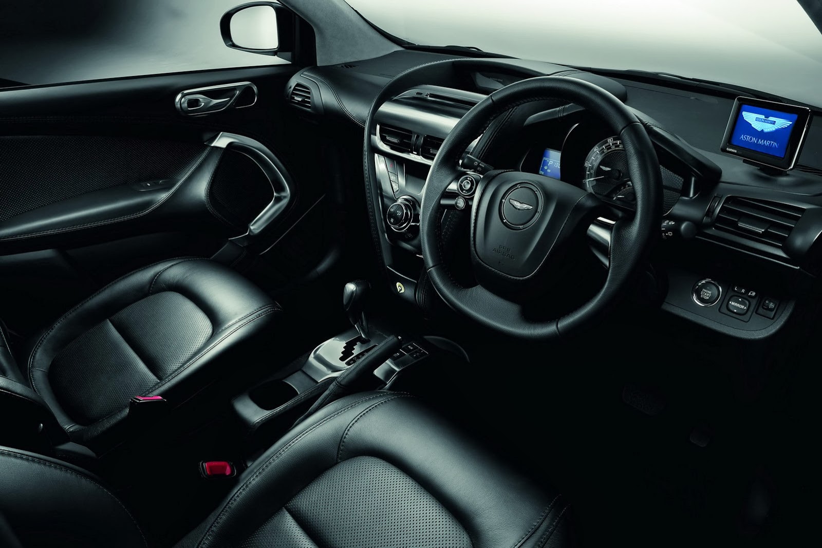 [Aston-Martin-Cygnet-36%255B2%255D.jpg]