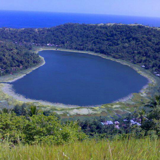 MAKALEHI BANUAKU: DANAU MAKALEHI
