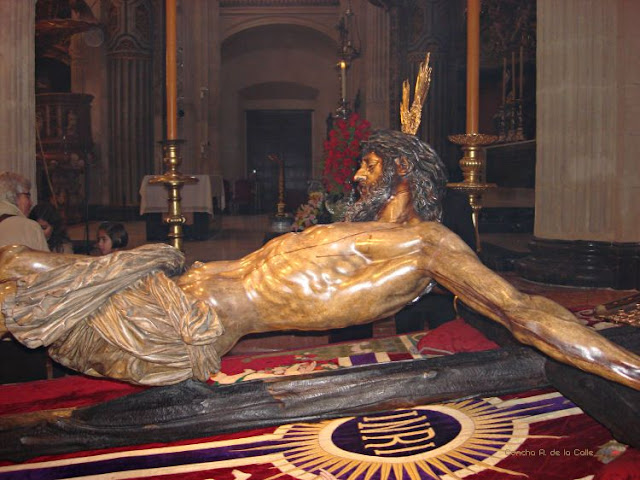 C. del Amor. Besamanos. Iglesia del Salvador. Sevilla