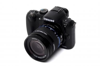 [Samsung-NX11-interchangeable-lens-camera.jpg]