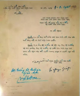 Sắc lệnh số 21 (8-9-1945) do ông Võ Nguyên Giáp ký cử ông Ngô Đình Nhu làm Giám đốc Nha Lưu trữ và Thư viện toàn quốc theo đề nghị của Bộ trưởng Bộ Quốc gia Giáo dục. Sắc lệnh số 21 (8-9-1945) do ông Võ Nguyên Giáp ký cử ông Ngô Đình Nhu làm Giám đốc Nha Lưu trữ và Thư viện toàn quốc theo đề nghị của Bộ trưởng Bộ Quốc gia Giáo dục.