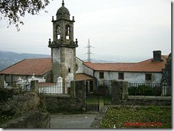 300px-Mosteiro_de_San_Martiño_de_Xuvia_(O_Couto)