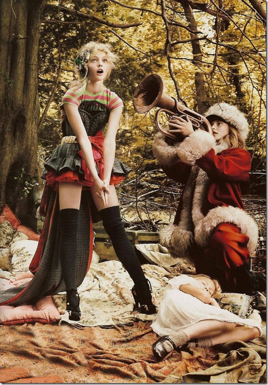 vogue-uk-december2007-sasha