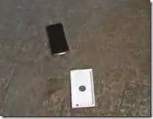iPhone 6 finisce a terra