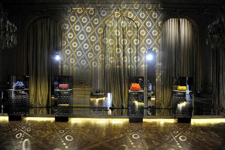 Italian_Embassy_Signature_3