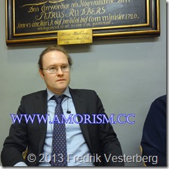 DSC07144 (1) Bättrad Fredrik Vesterberg ordförande på Bibelsamtal i Adolf Fredriks församling