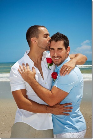 [gay-marriage6_thumb2.jpg]
