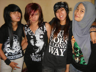 Band Metal cewek Indonesia metal cewek