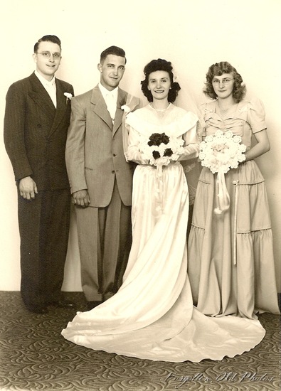 Wedding pr Garage sale 1950s