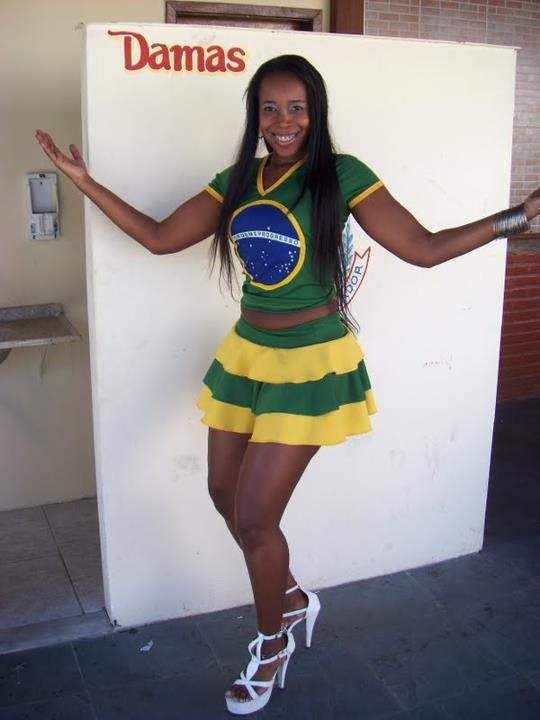 [belas%2520mulheres%2520%25288%2529%255B2%255D.jpg]